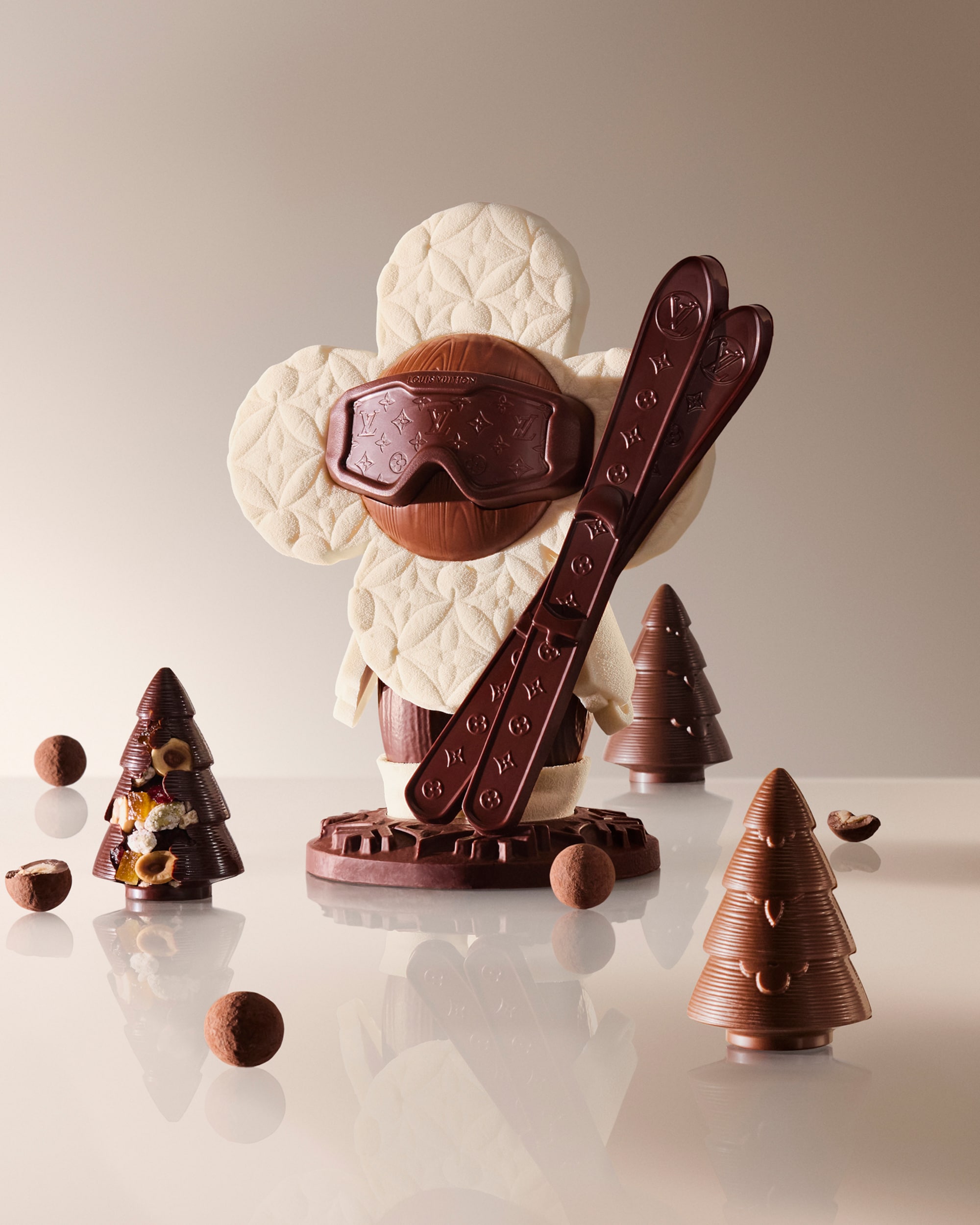 ルイヴィトン　マシュマロチョコ　パリ限定 ル・ショコラ マキシム・フレデリック アット ルイ・ヴィトン｜ルイ