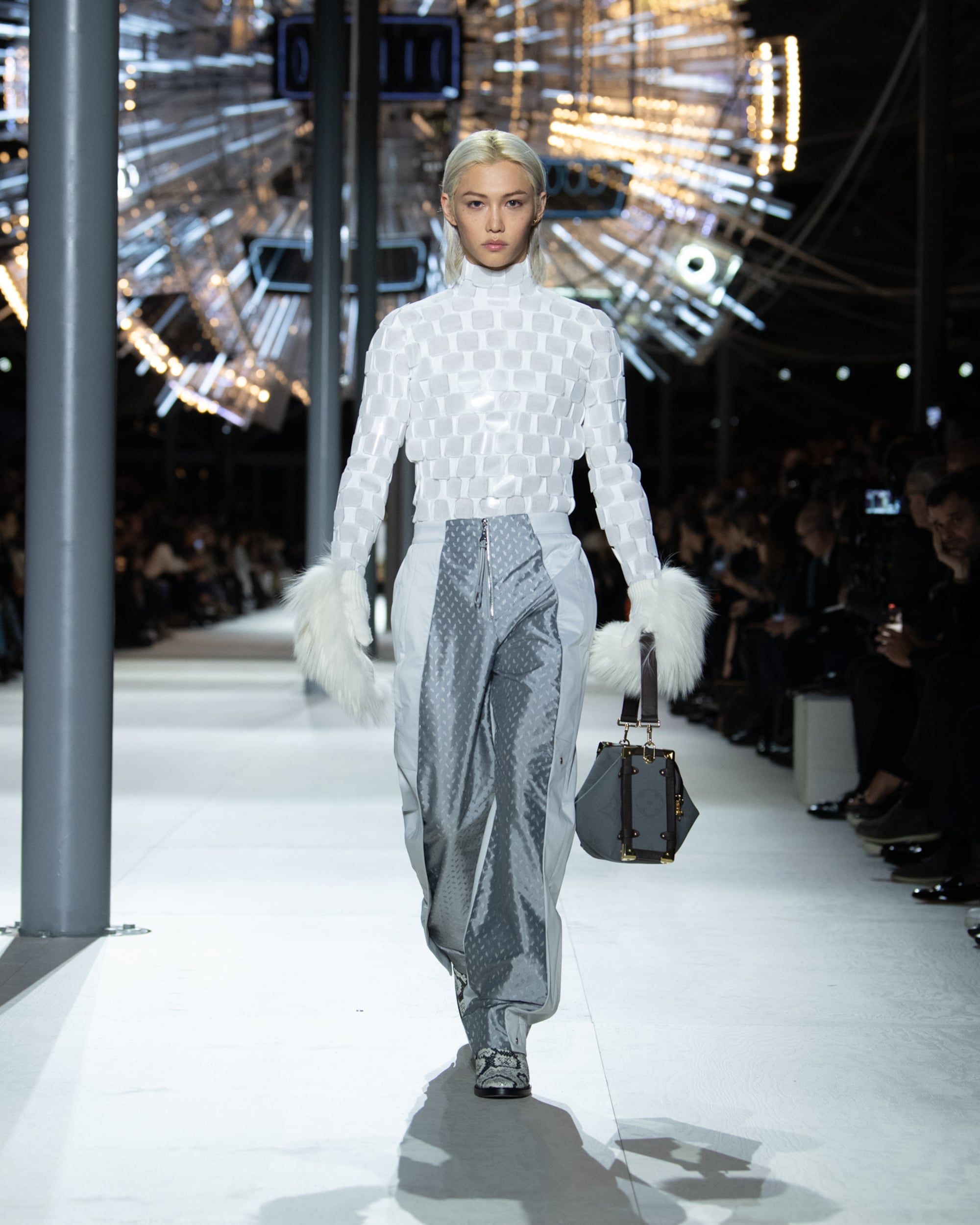 2024-2025AW 最新作☆素敵☆Louis Vuitton☆ドレス 2024-2025AW 最新作☆素敵☆Louis Vuitton☆ドレス