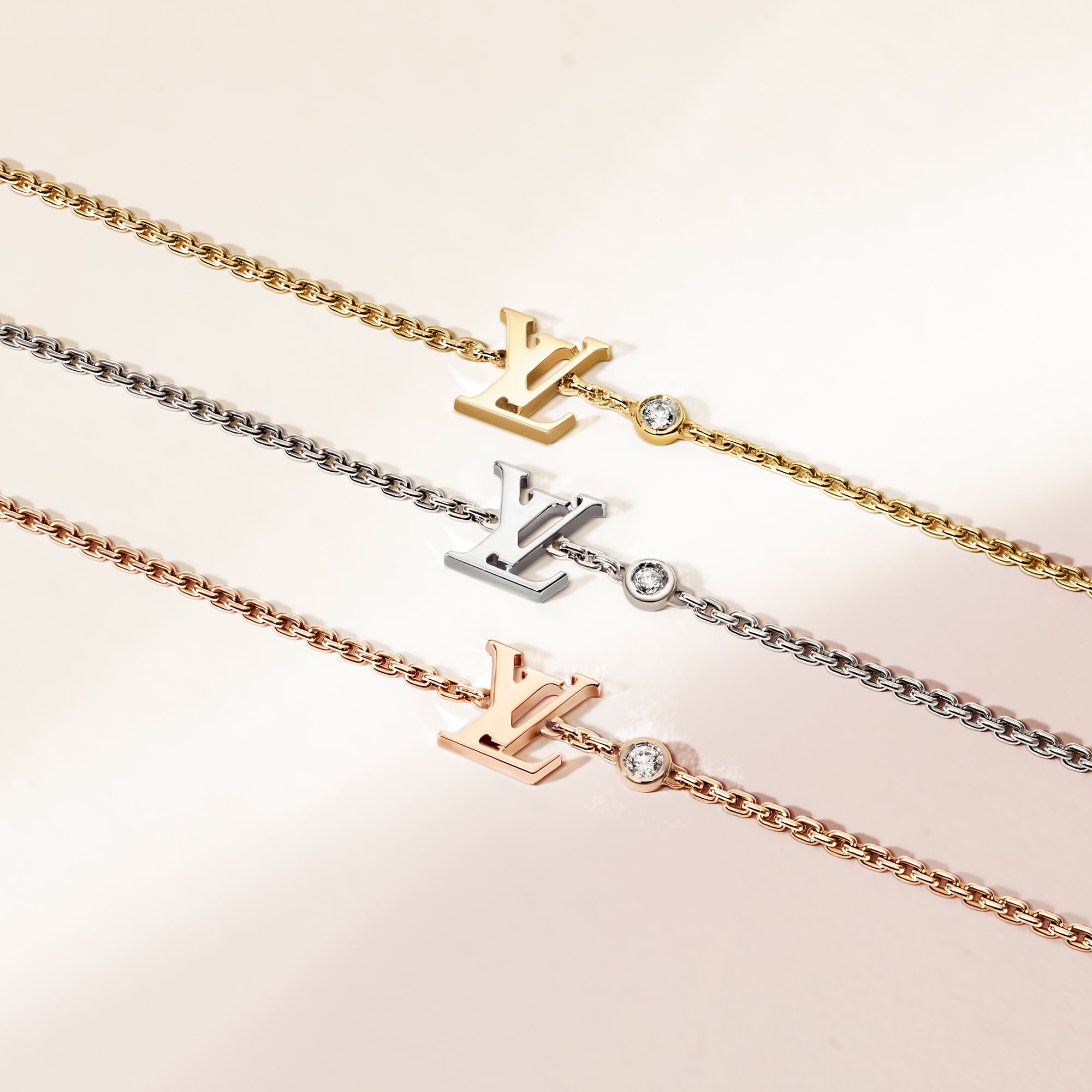 【チャームが可愛い】LOUISVUITTON★Blooming Pearls ネックレス Blooming Pearls Necklace S00 - Women - Fashion Jewelry