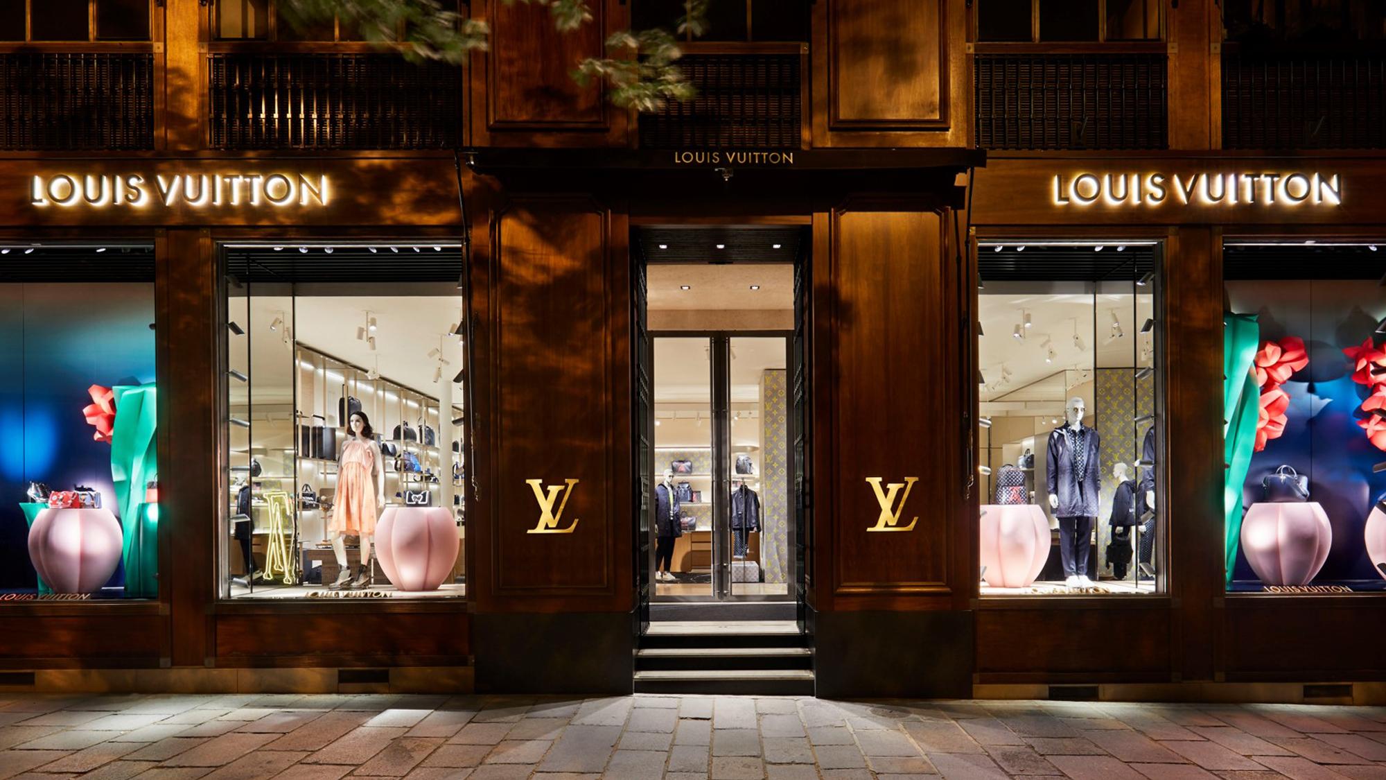 Louis Vuitton Paris Saint-Germain-des-Prés フランス｜ルイ
