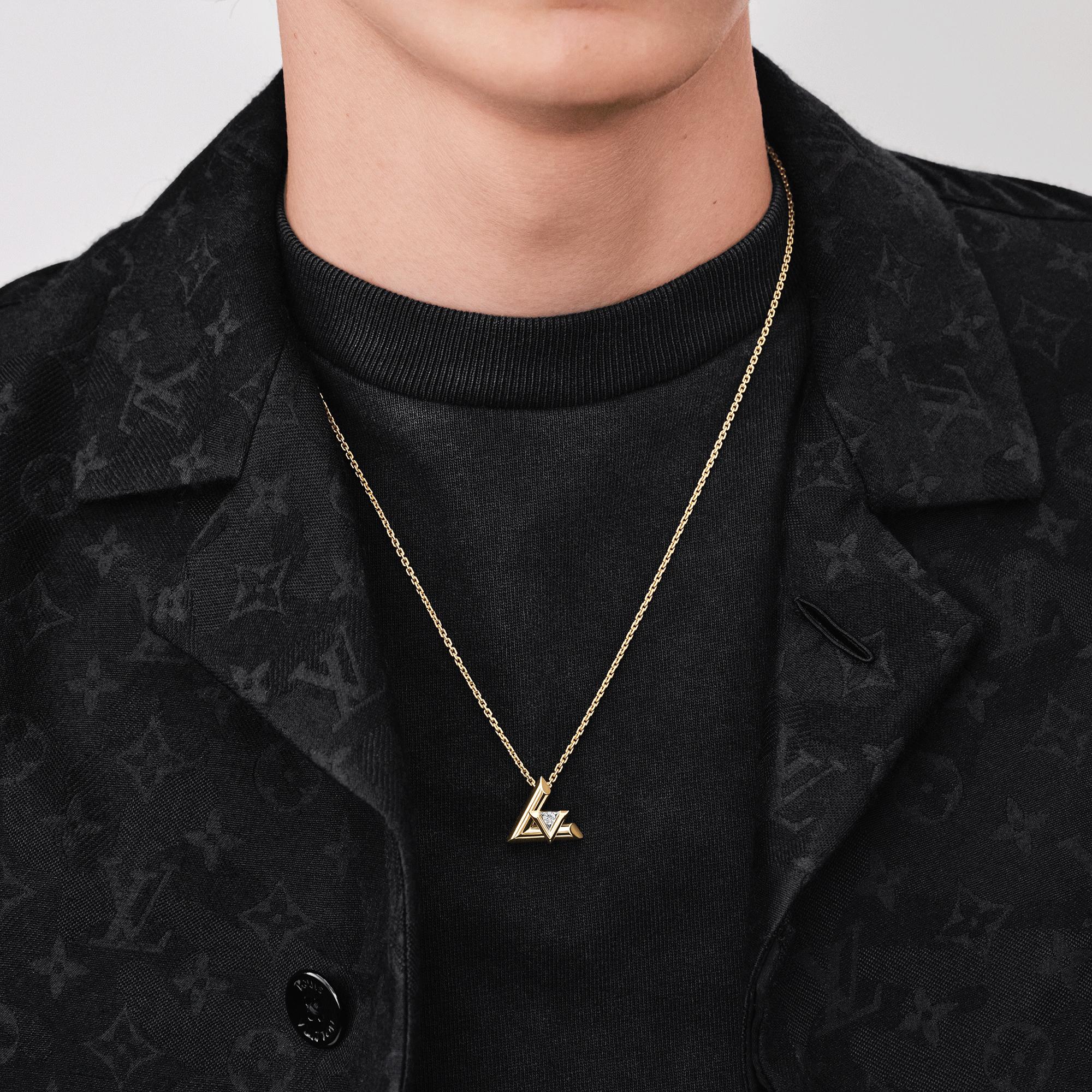 超特価sale開催 ルイヴィトン Sj02 中古 18kyglvヴォルトワンダイヤネックレス Gm ワン ヴォルト Lv Q パンダンティフ ルイヴィトン ネックレス メンズアクセサリー Www Solidarite Numerique Fr