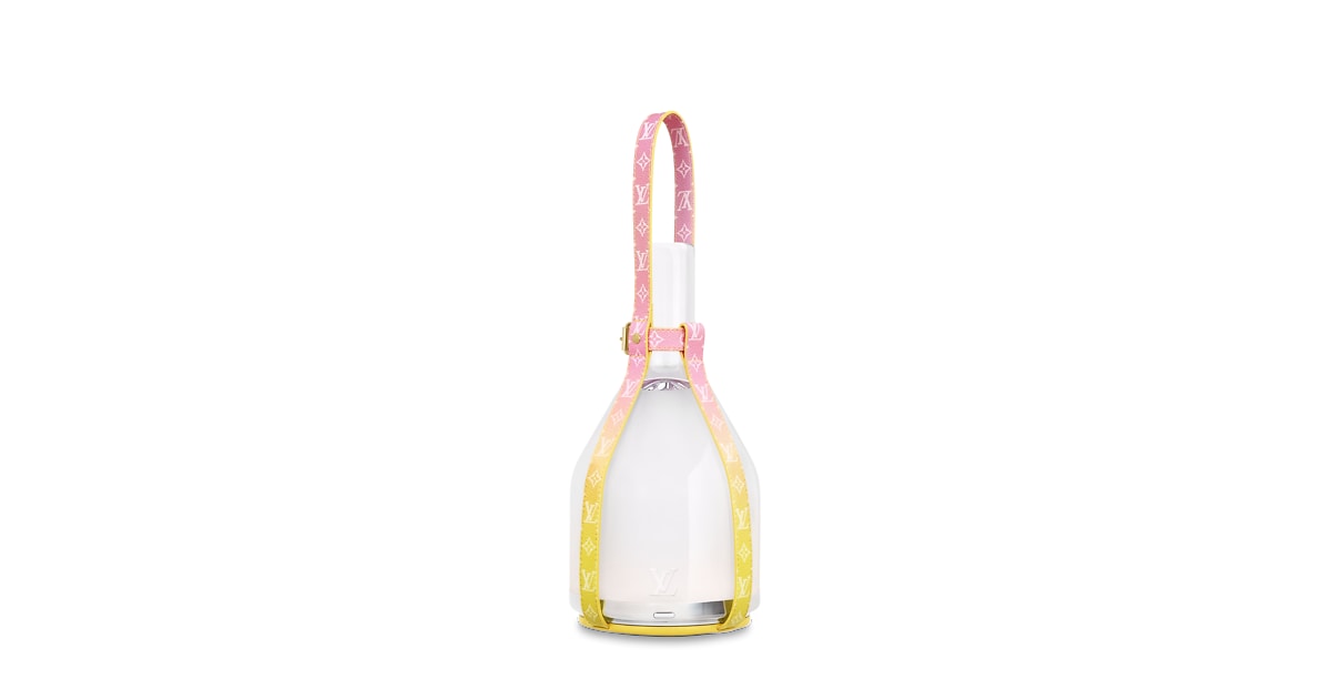 Bell Lamp By Edward Barber & Jay Osgerby​ モノグラム｜ルイ 