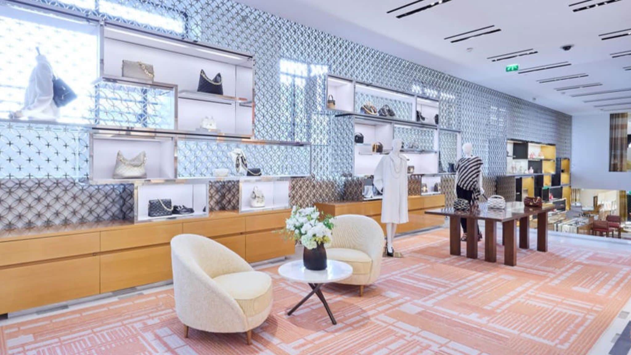 Louis Vuitton Maison Champs-Élysées フランス｜ルイ・ヴィトン 公式