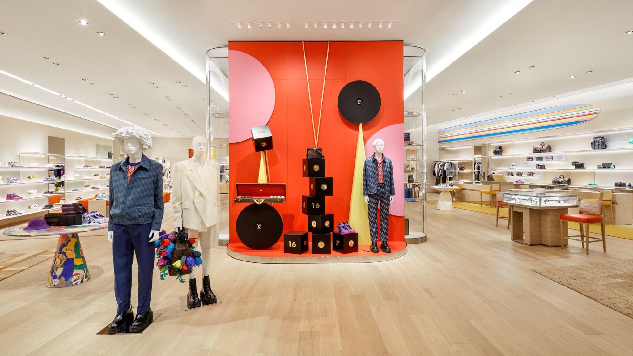 Louis Vuitton South Coast Plaza Men's アメリカ合衆国｜ルイ