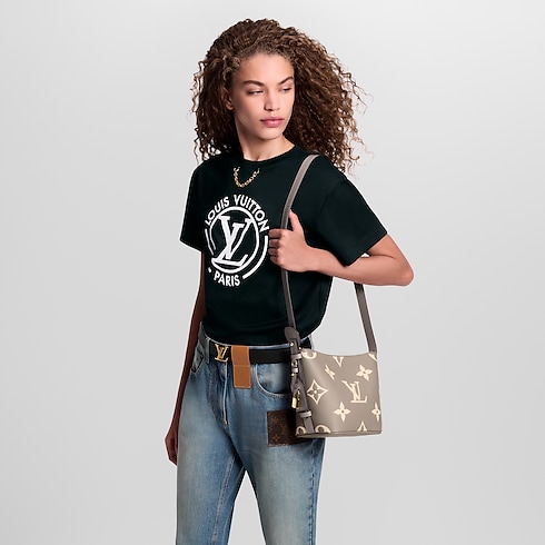 オール・イン BB バイカラー モノグラム・アンプラント レザー ウィメンズ バッグ (製品ズーム)