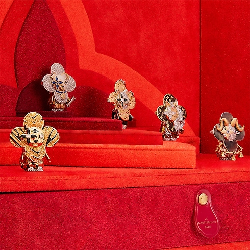 ボワット・ジュワイアリー ヴィヴィエンヌ ゾディアック モノグラム トランク、トラベル & ホーム トランク & ボックス (製品ズーム)