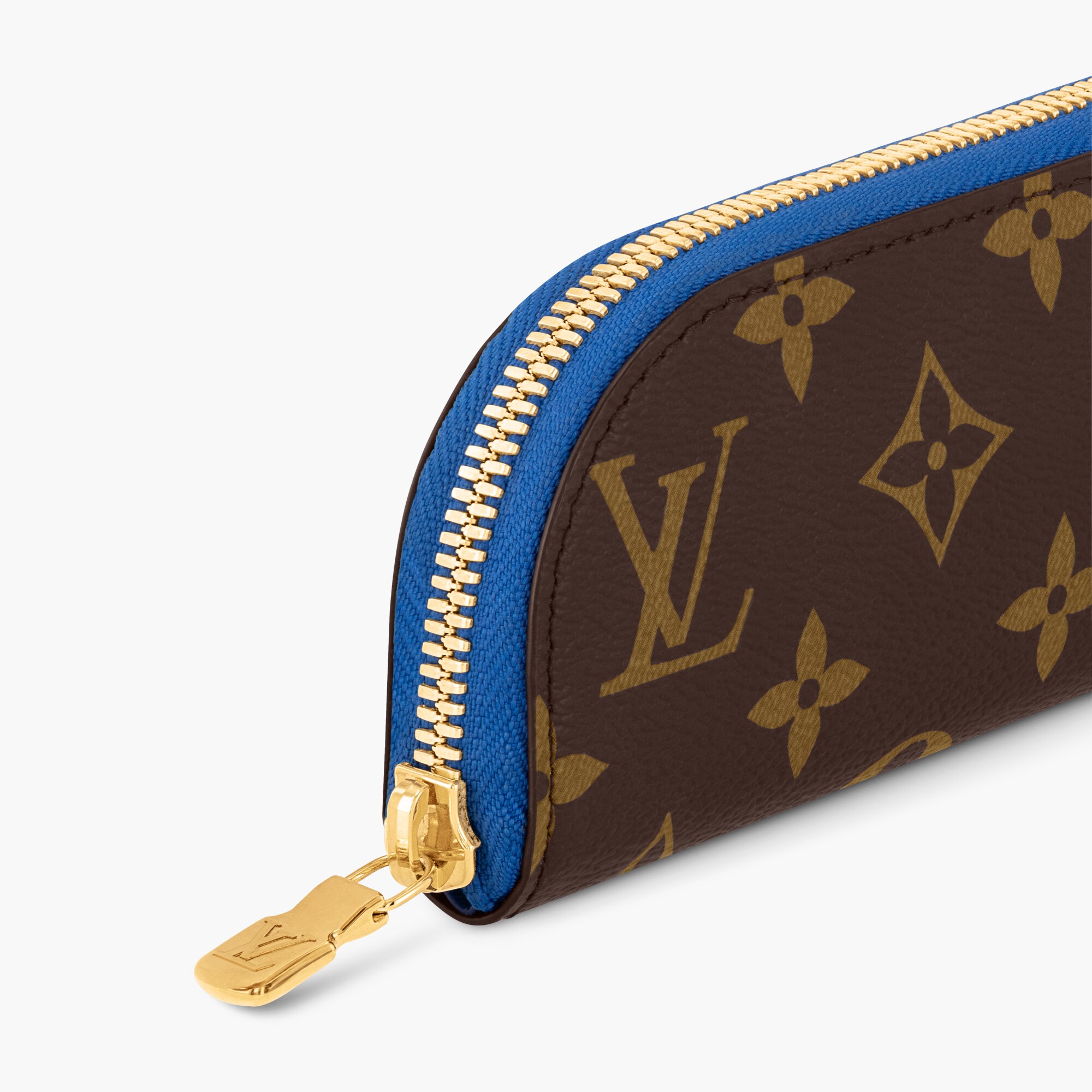 louis-vuitton-charlotte-pencil  