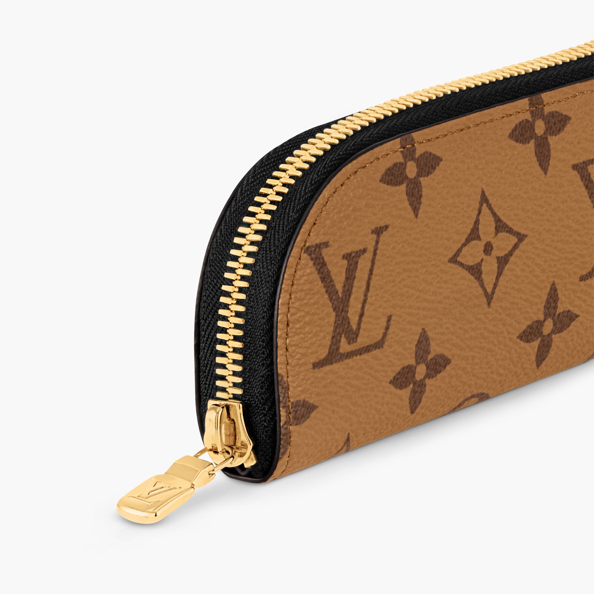 louis-vuitton-charlotte-pencil  