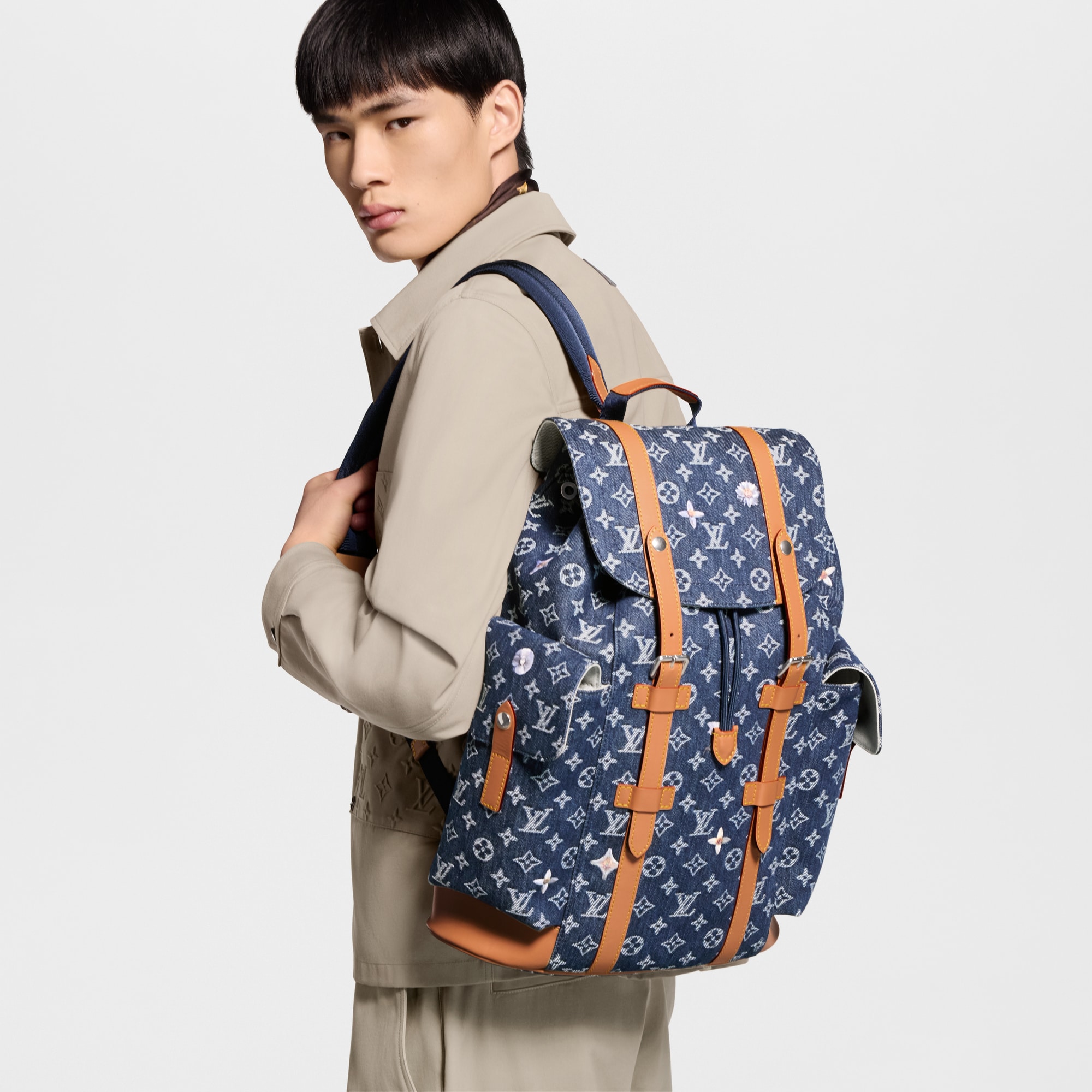 ファストライン・バックパック LV Aerogram｜ルイ・ヴィトン 公式 