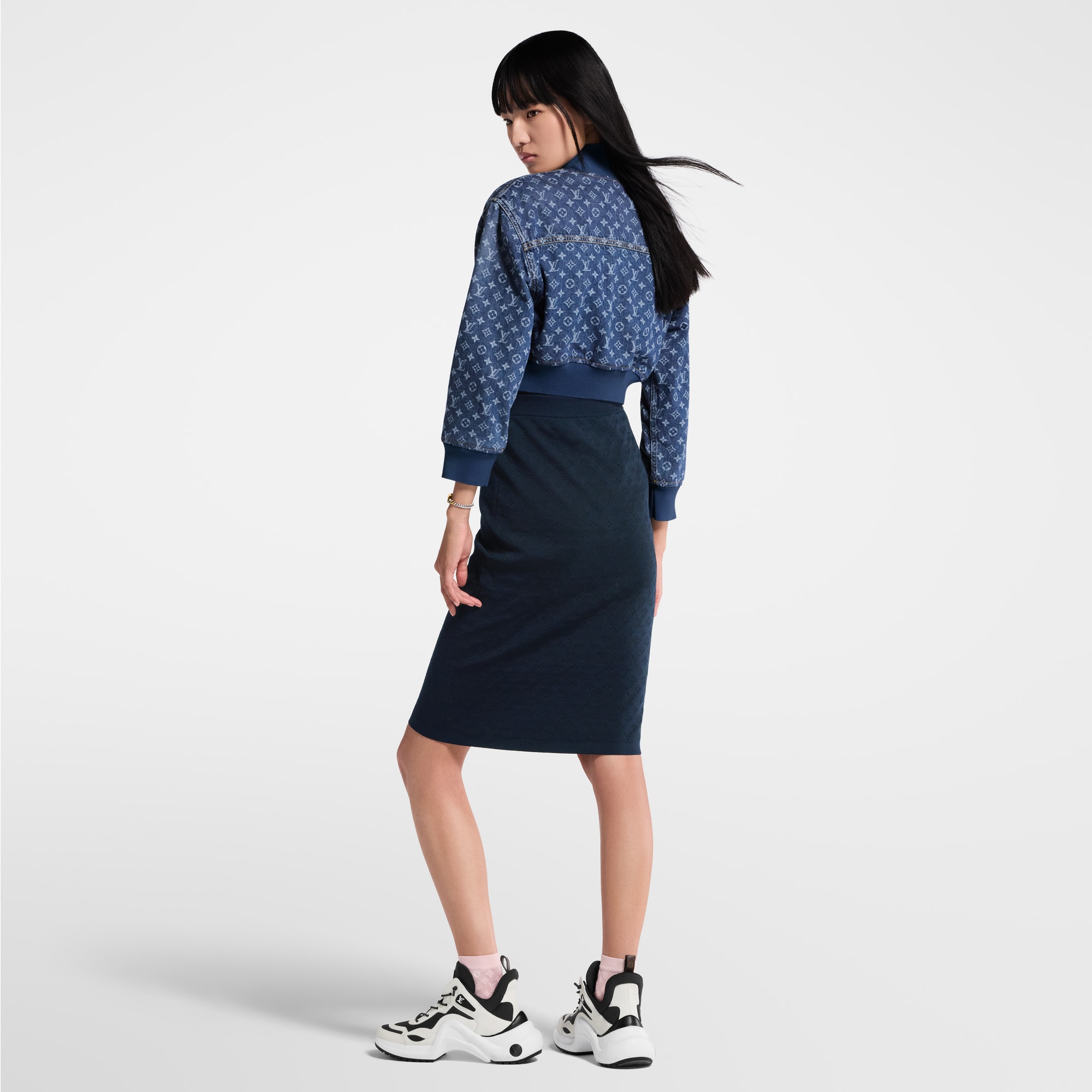クロップド モノグラム デニム ボンバージャケット  ウィメンズ ウェア(洋服) (製品ズーム)
