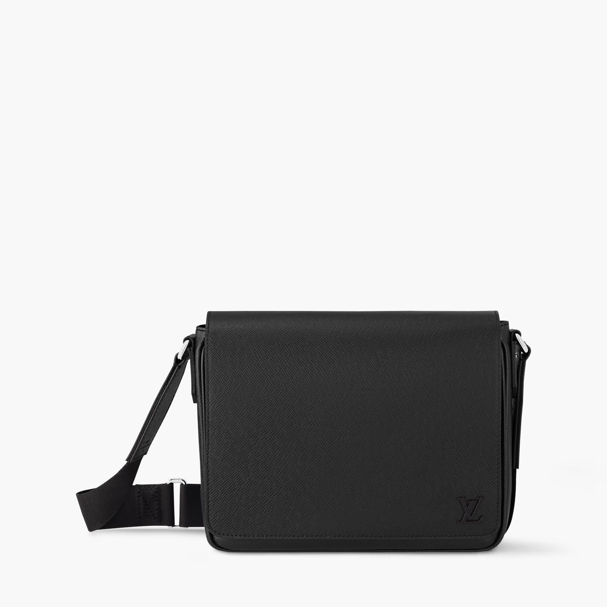 louis-vuitton-district-pm--  