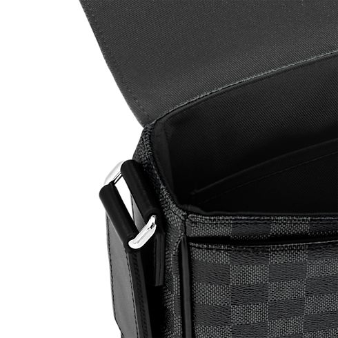 ディストリクト PM NV3 ダミエ・グラフィット メンズ バッグ (製品ズーム)