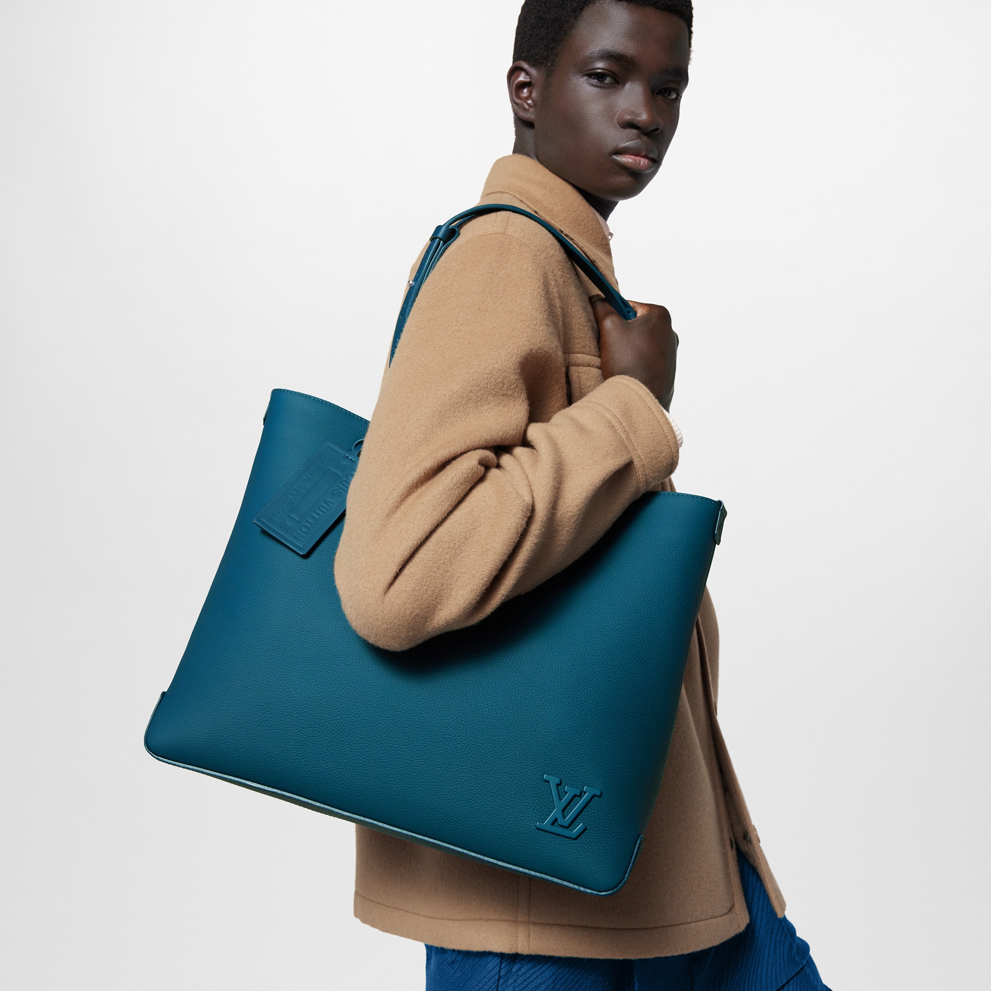 ファストライン・トート LV Aerogram｜ルイ・ヴィトン 公式サイト - M23707