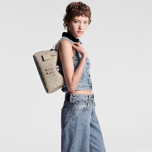 ハンド・イット・オール PM マヒナ ウィメンズ バッグ (製品ズーム)