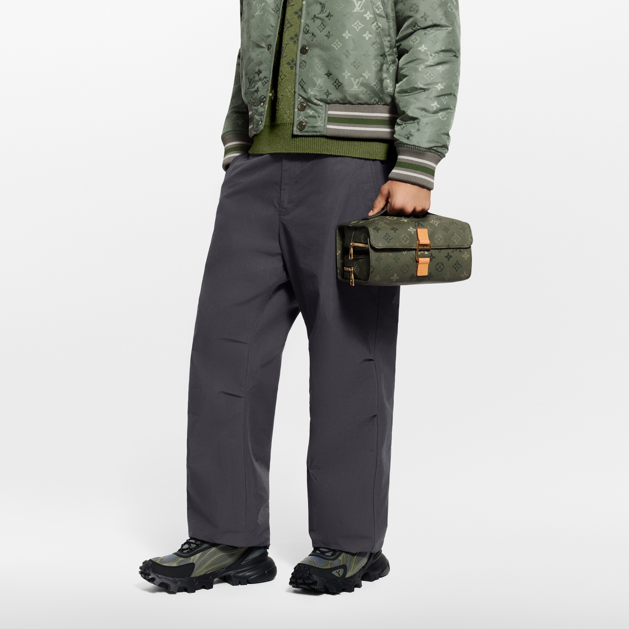 ハンギング トイレタリー･バッグ その他モノグラム メンズ トラベル (製品ズーム)