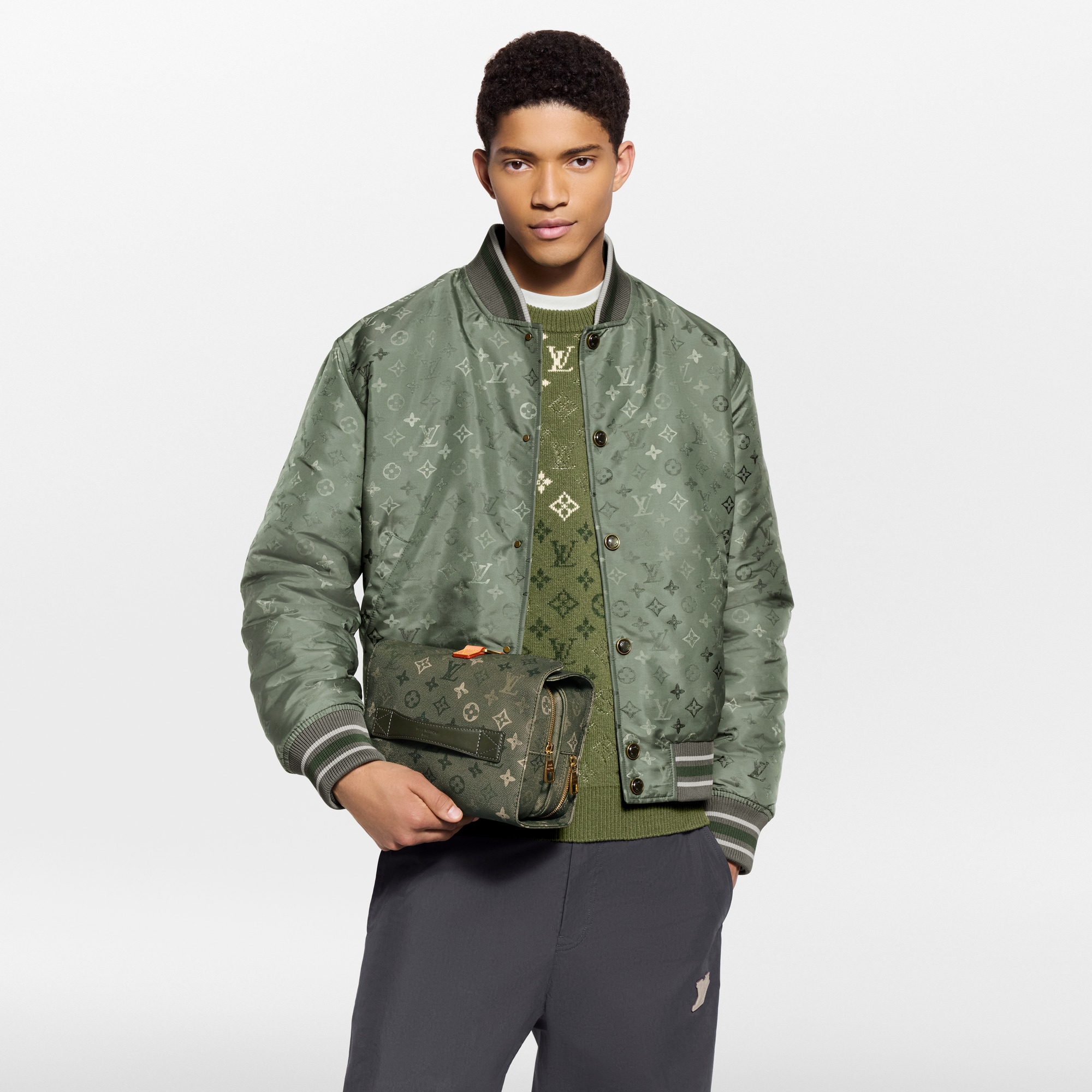 ハンギング トイレタリー･バッグ その他モノグラム メンズ トラベル (製品ズーム)