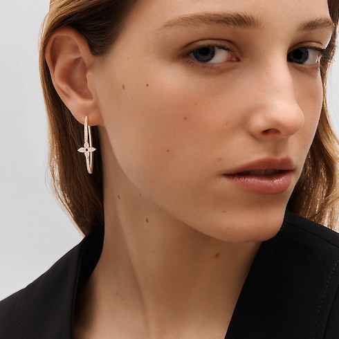 フープピアス イディール ブロッサム ディアモン(ピンクゴールド×ダイヤモンド) ジュエリー ジュエリー カテゴリー (製品ズーム)