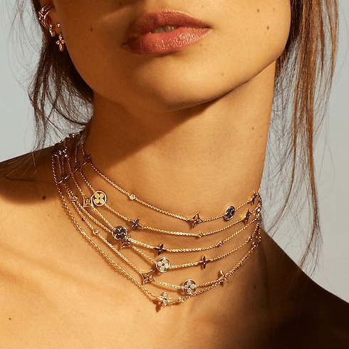 ロングネックレス モノグラム・イディール(18K スリーゴールド×ダイヤモンド) ジュエリー ジュエリー カテゴリー (製品ズーム)