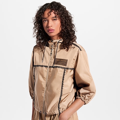 レーストリム フーデッドパーカ ウィメンズ ウェア(洋服) (製品ズーム)