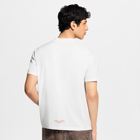 「レーザーカット シグネチャー Tシャツ」着用画像切り抜き