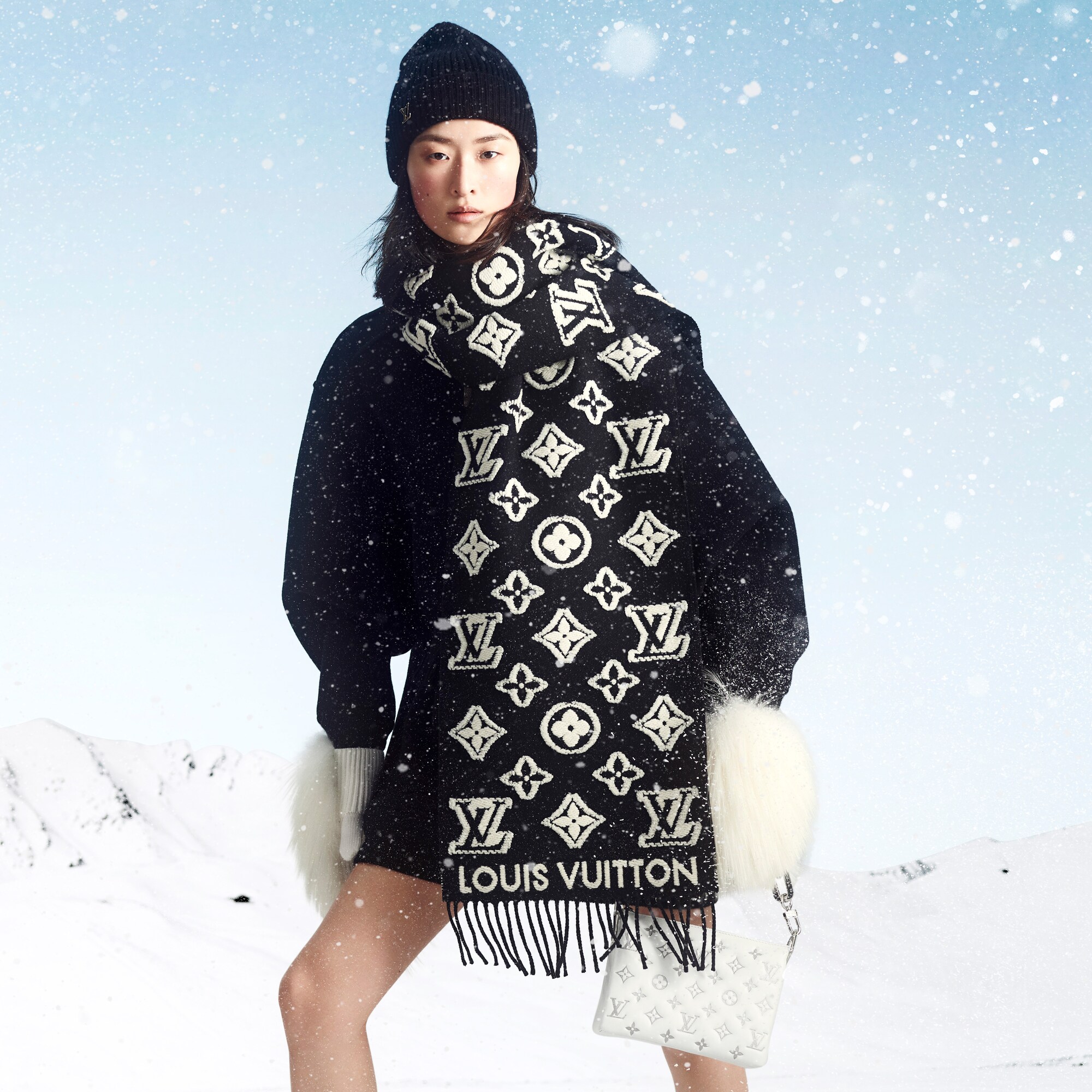 ルイヴィトン LOUIS VUITTON MUFFLER ☆LOUIS VUITTON ルイヴィトン☆シルクストールスカーフ ルイヴィトン