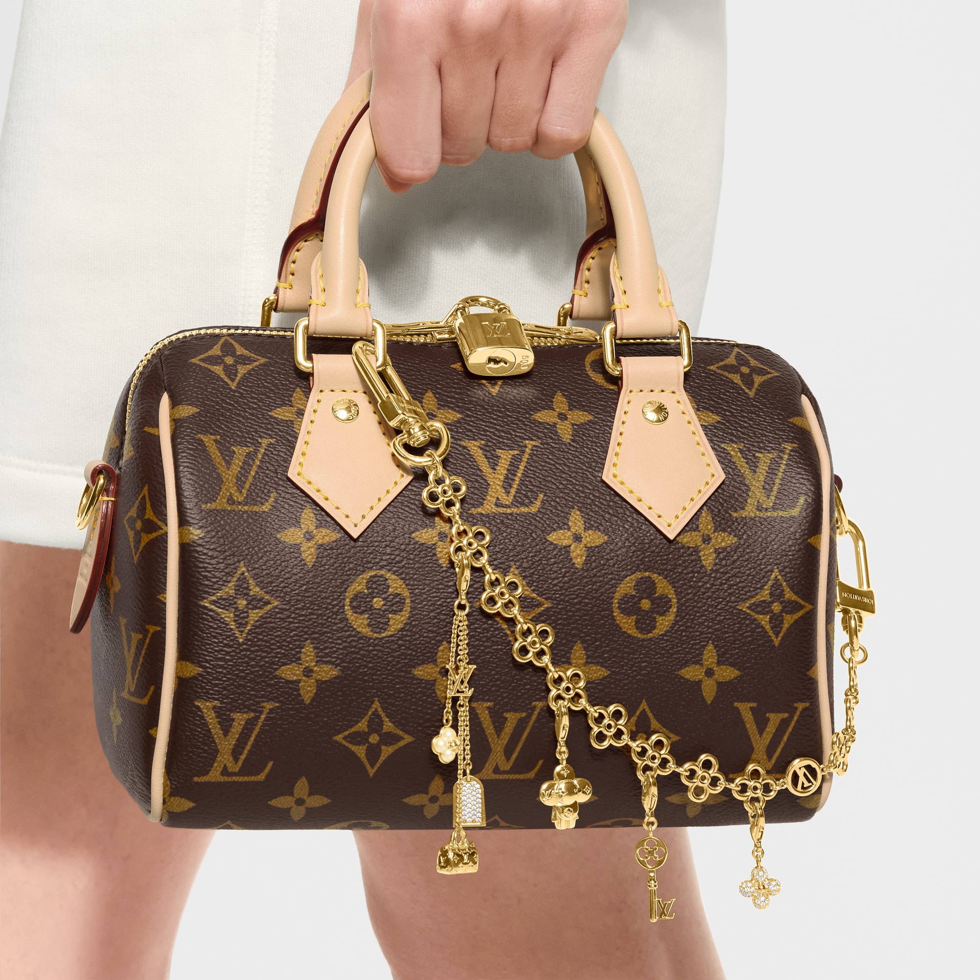 公式 - バッグチャーム・LV チャーム チェーン