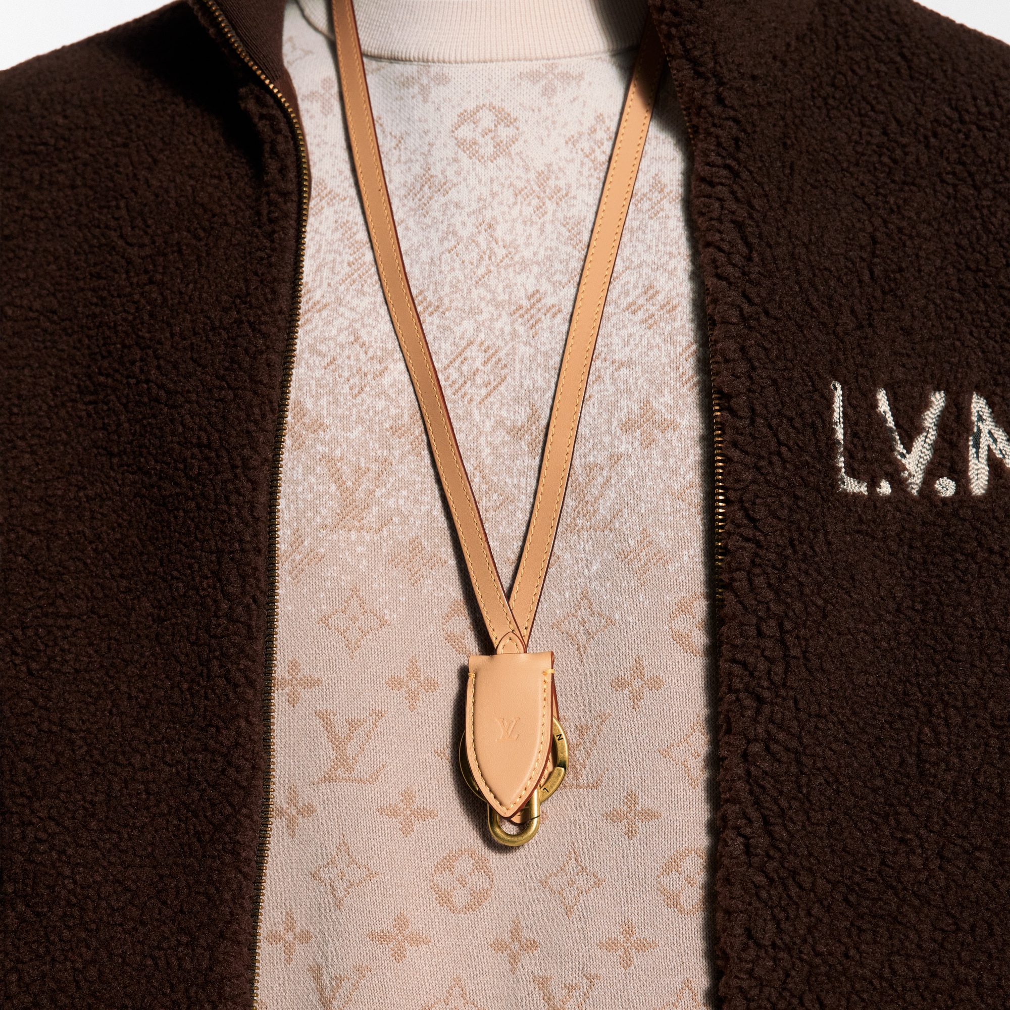 キーホルダー・LV クロッシュ S00｜ルイ・ヴィトン 公式サイト - M03689