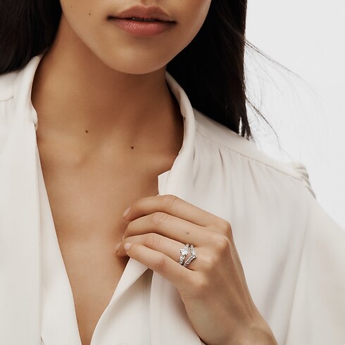 LV ダイヤモンド ソリテール スター (プラチナ×LV モノグラムスターカットダイヤモンド×ダイヤモンド) ジュエリー ジュエリー コレクション (製品ズーム)