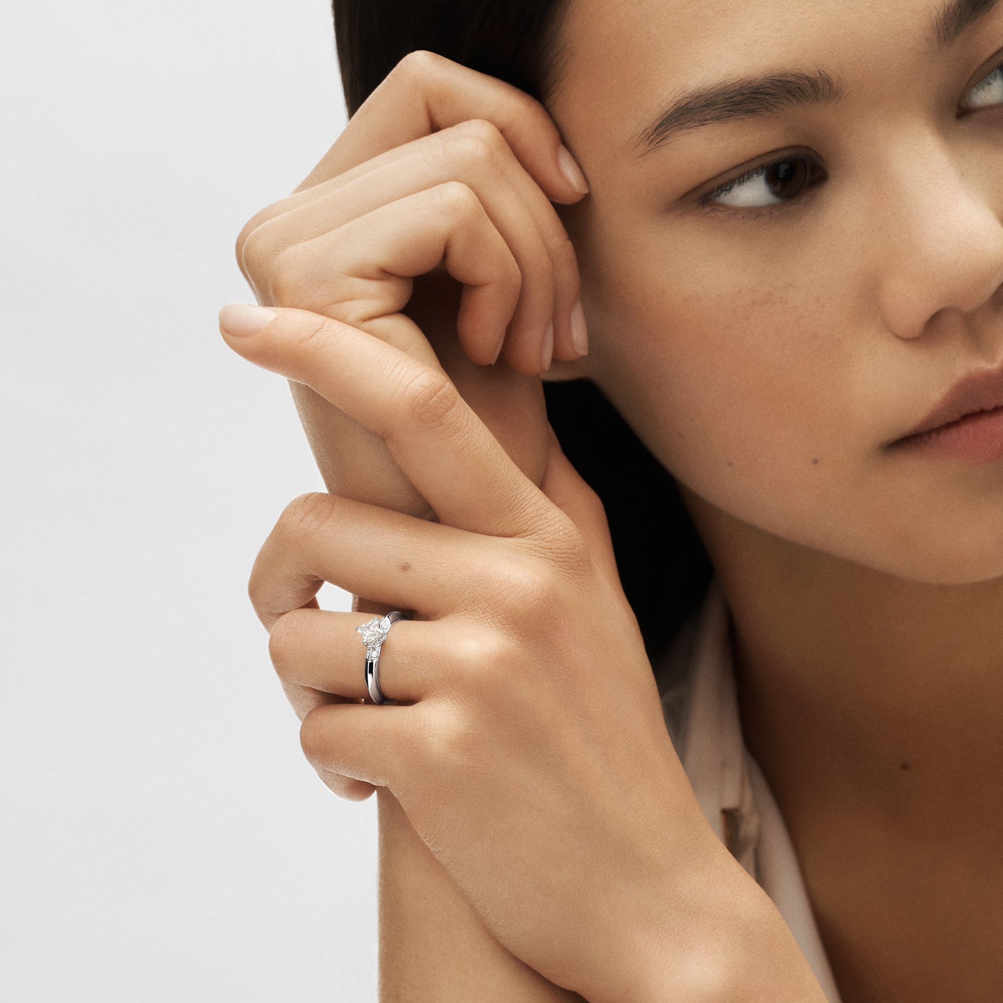 LV ダイヤモンド ソリテール スター (プラチナ×LV モノグラムスターカットダイヤモンド×ダイヤモンド)  ジュエリー ジュエリー コレクション (製品ズーム)