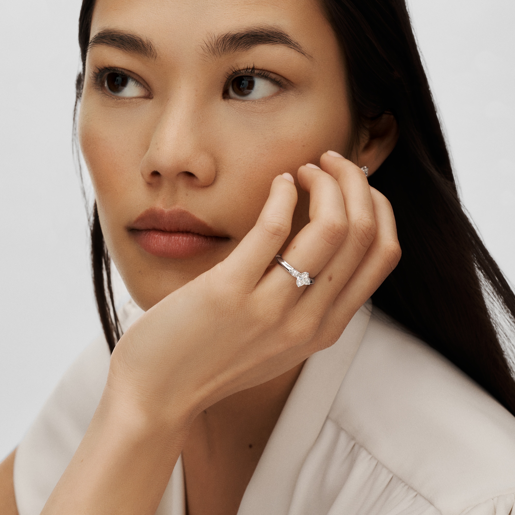 LV ダイヤモンド ソリテール スター (プラチナ×LV モノグラムスターカットダイヤモンド×ダイヤモンド)  ジュエリー ジュエリー コレクション (製品ズーム)