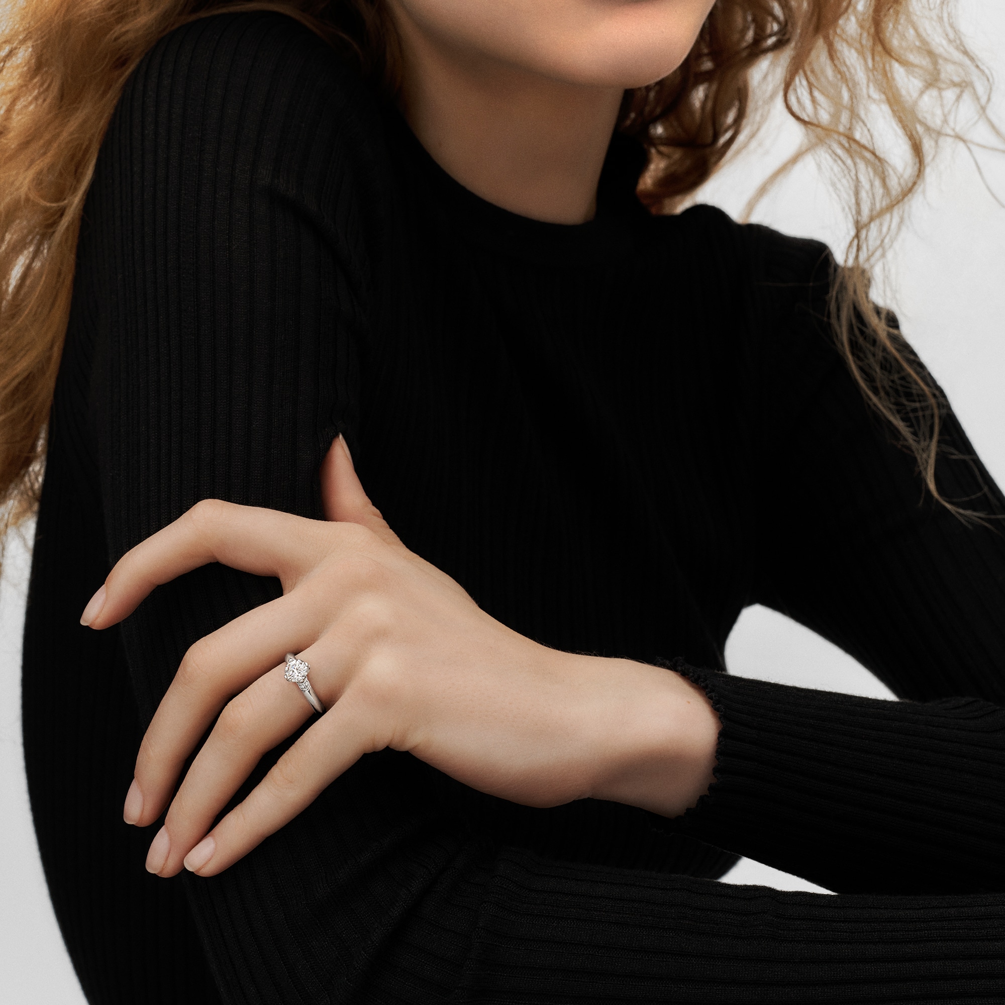 LV ダイヤモンド ソリテール ラウンド (プラチナ×ラウンドブリリアントカットダイヤモンド×ダイヤモンド）  ジュエリー ジュエリー コレクション (製品ズーム)