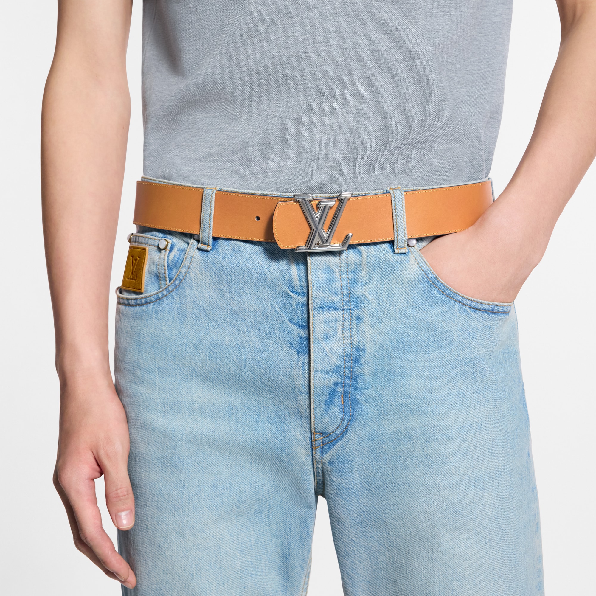 ベルト･LV ディメンション モノグラム ヘリテージ 40MM リバーシブル  メンズ アクセサリー (製品ズーム)