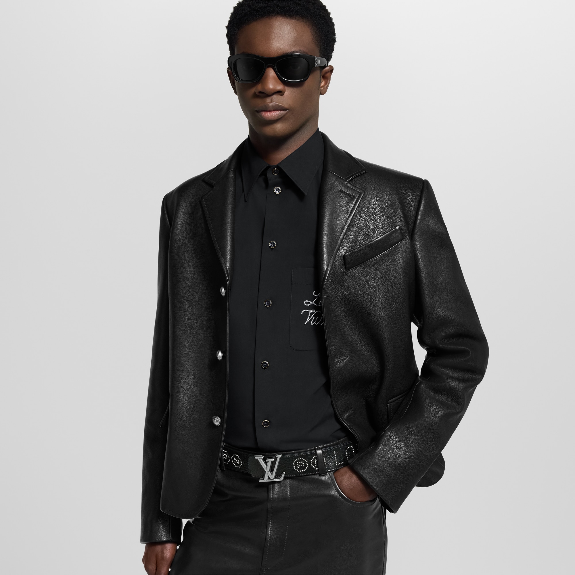 ベルト･LV ディメンション ロカビリースタッズ 40MM リバーシブル  メンズ アクセサリー (製品ズーム)