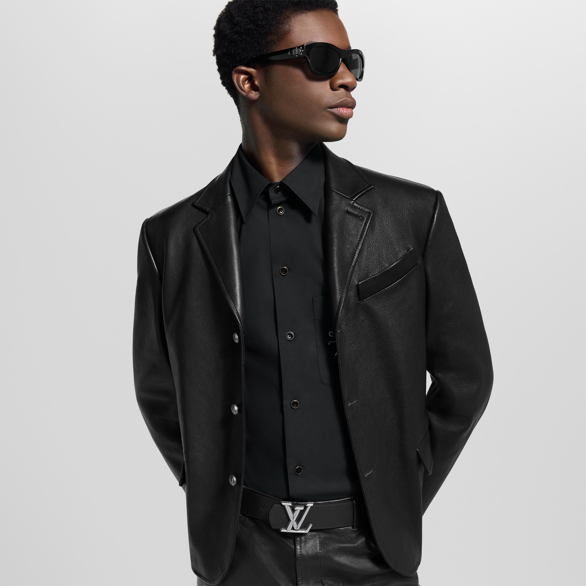 ベルト･LV ディメンション ロカビリースタッズ 40MM リバーシブル  メンズ アクセサリー (製品ズーム)