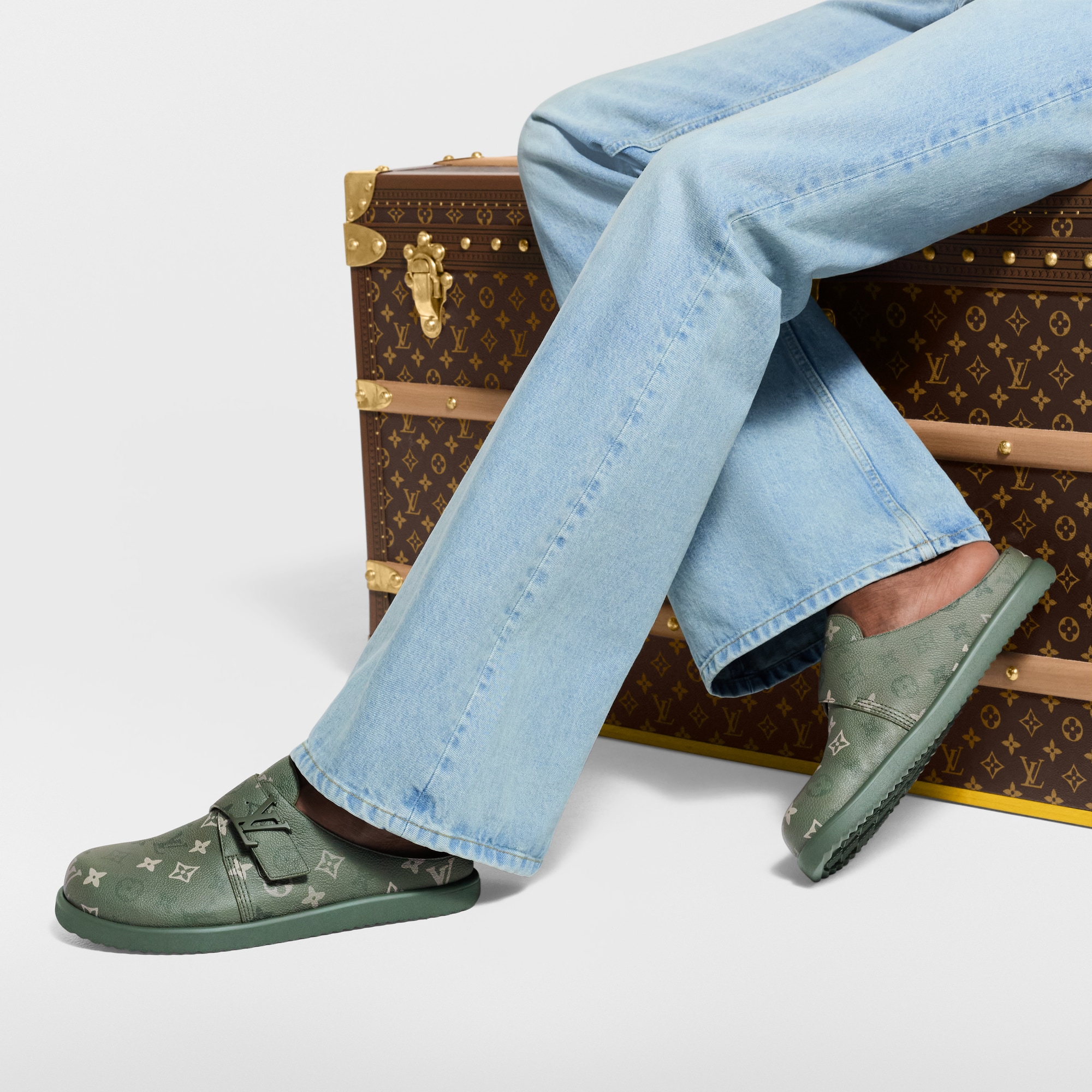 LV イージー ミュール  メンズ シューズ (製品ズーム)