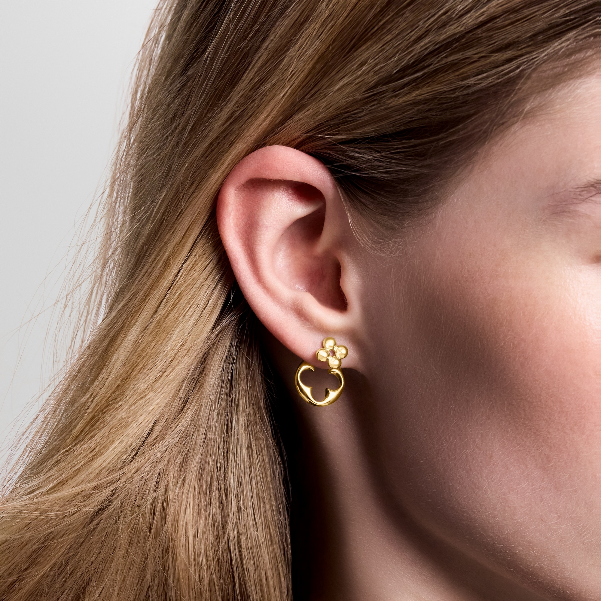 美品✰ルイヴィトンピアス アクセサリー フラワー LV モノグラム 