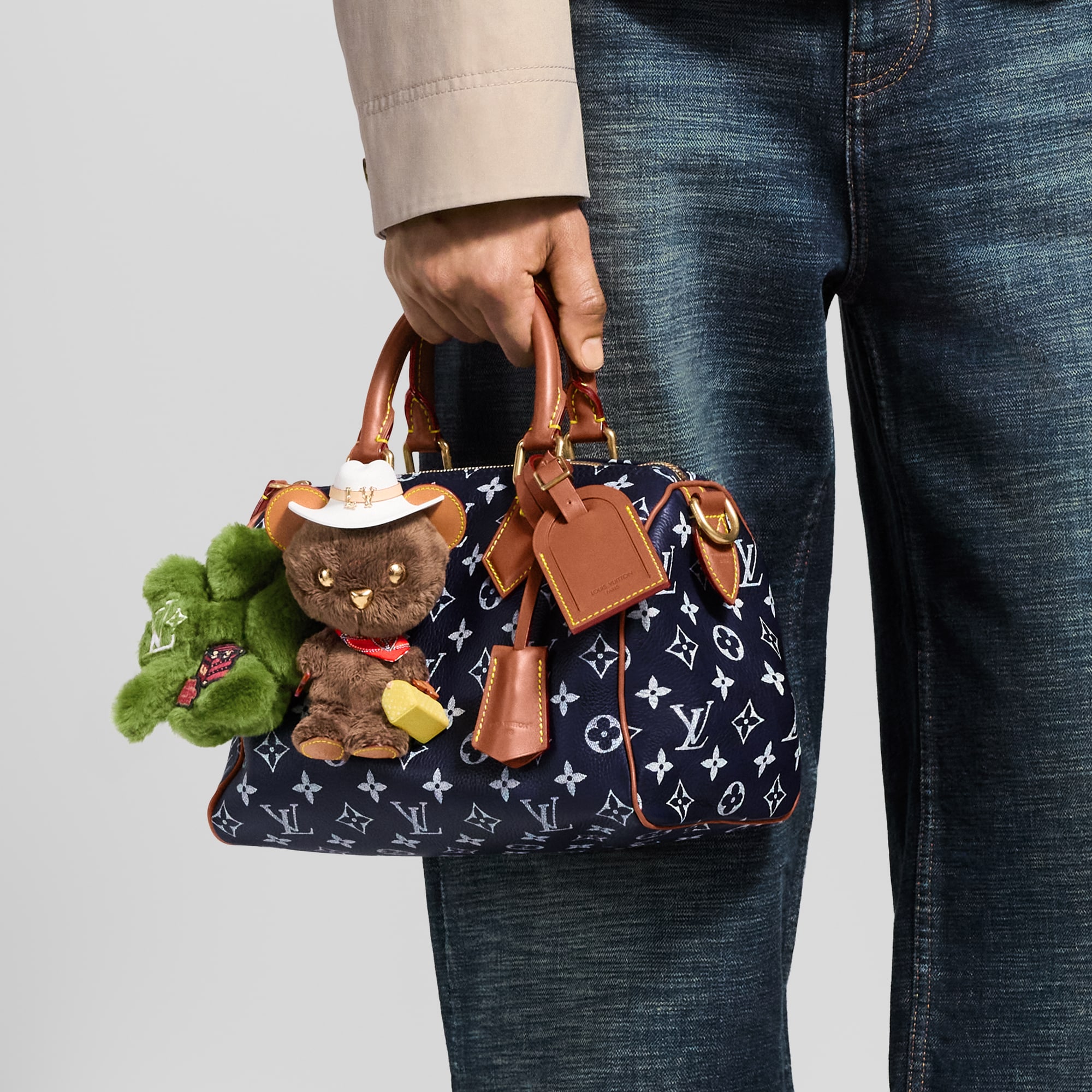 バッグチャーム･LV ラッキー トレフォイル S00 メンズ アクセサリー (製品ズーム)