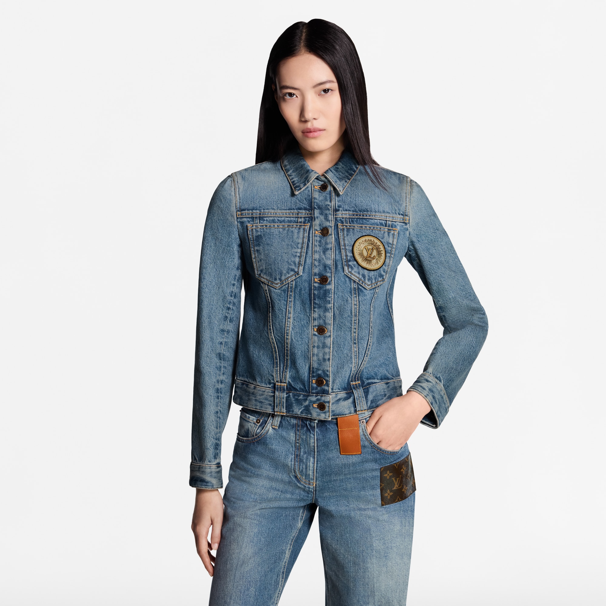 LV パッチ デニムジャケット  ウィメンズ ウェア(洋服) (製品ズーム)