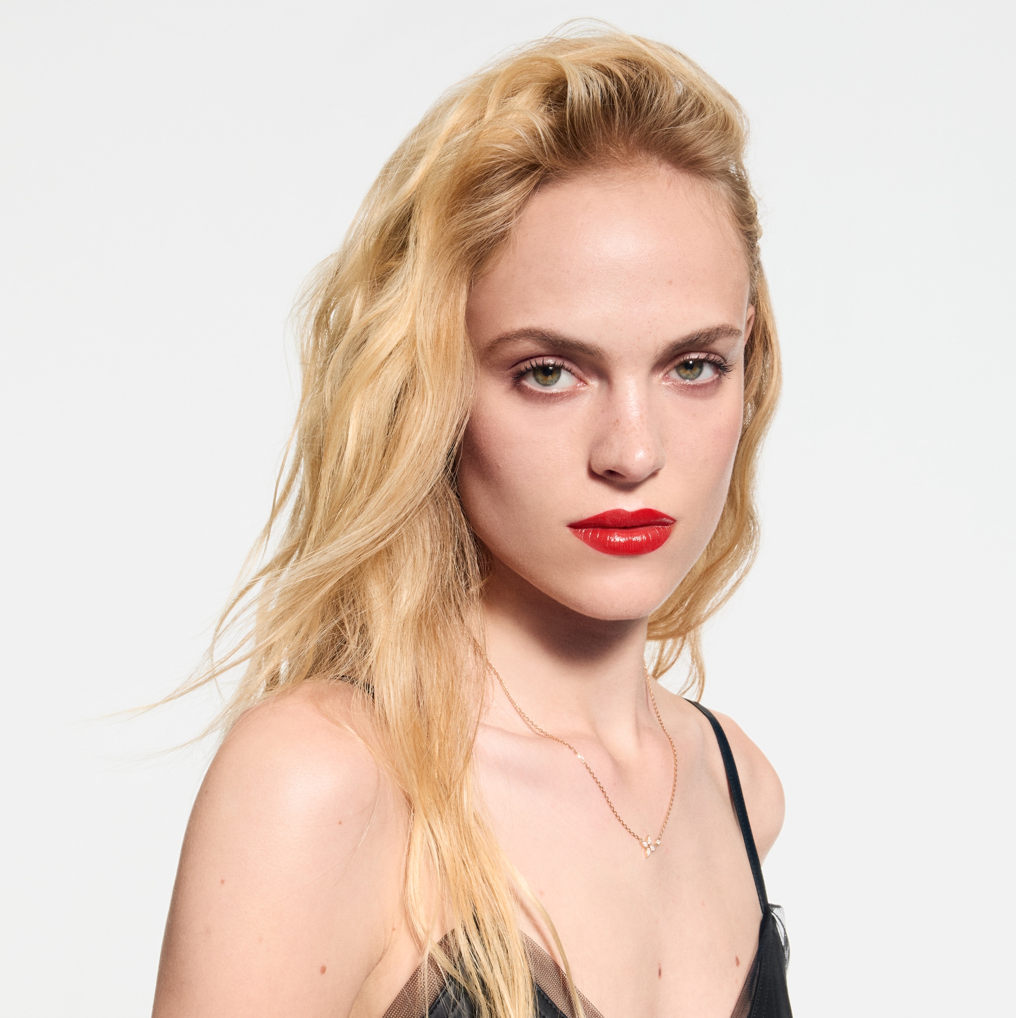 レフィル LV ルージュ - サテン リップスティック  フレグランス＆ビューティー リップ (製品ズーム)