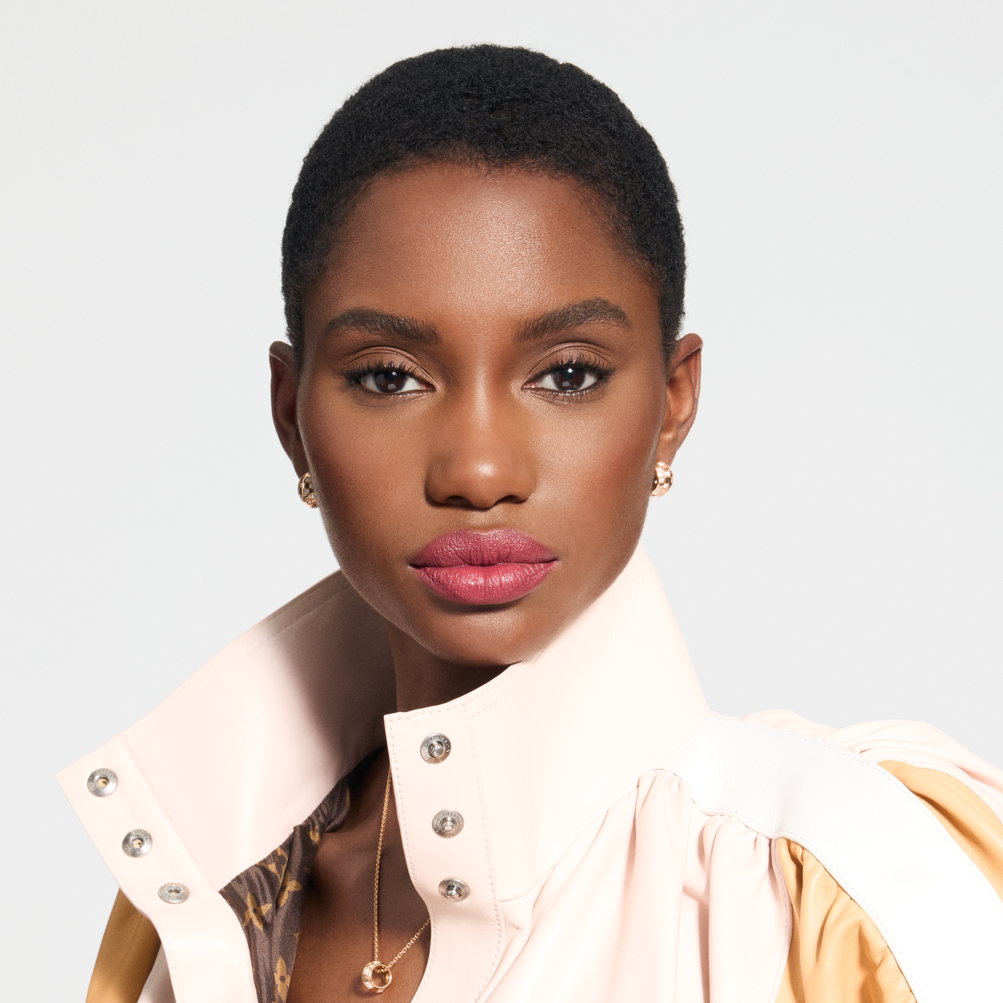 レフィル LV ルージュ - サテン リップスティック  フレグランス＆ビューティー リップ (製品ズーム)