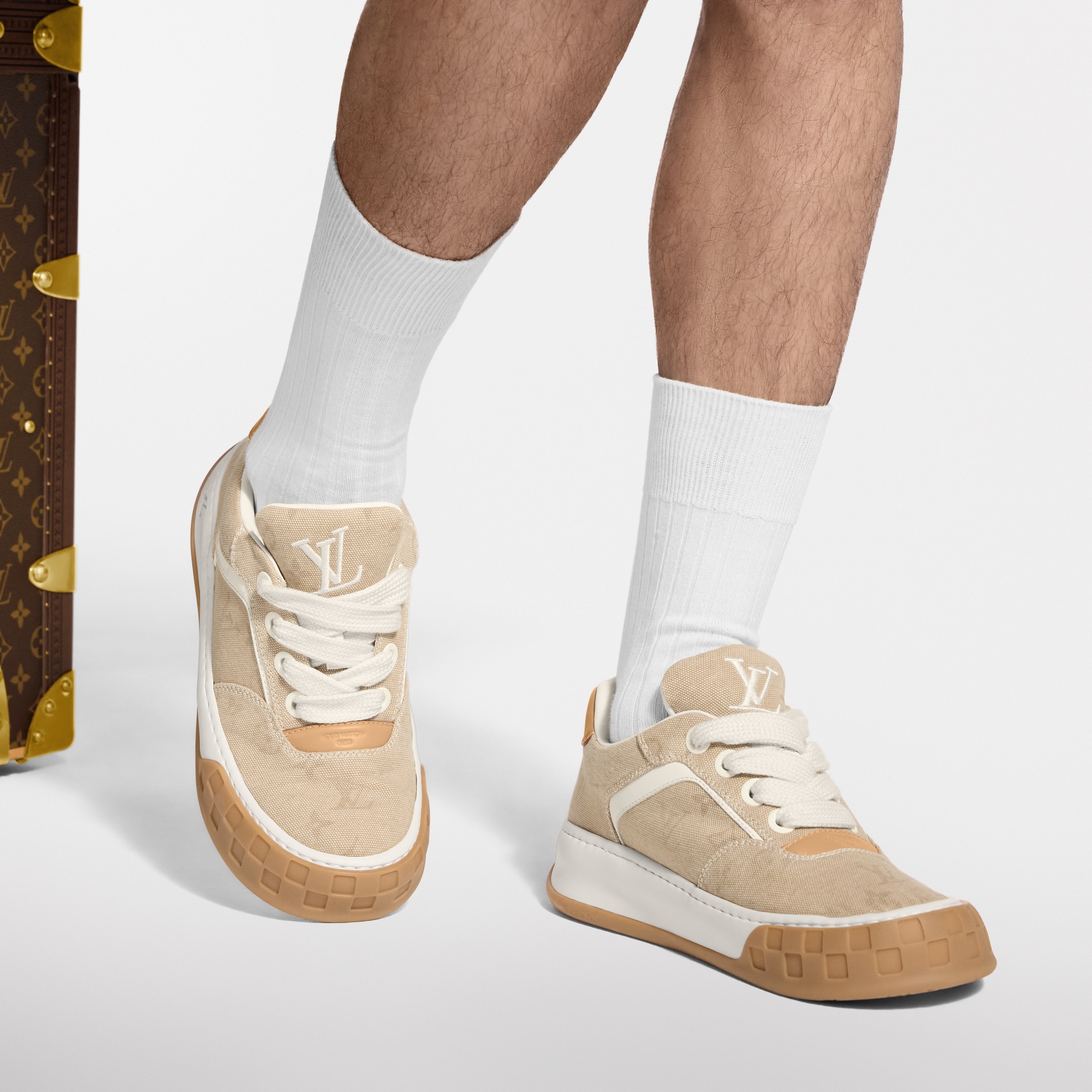 LV ティルテッド スニーカー ｜ルイ・ヴィトン 公式サイト - 1AJW74