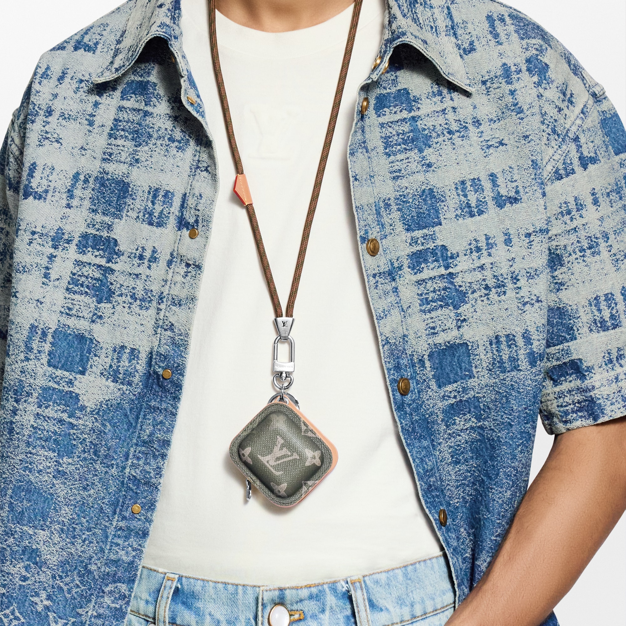 キーホルダー＆バッグチャーム･LV チューン S00 メンズ アクセサリー (製品ズーム)