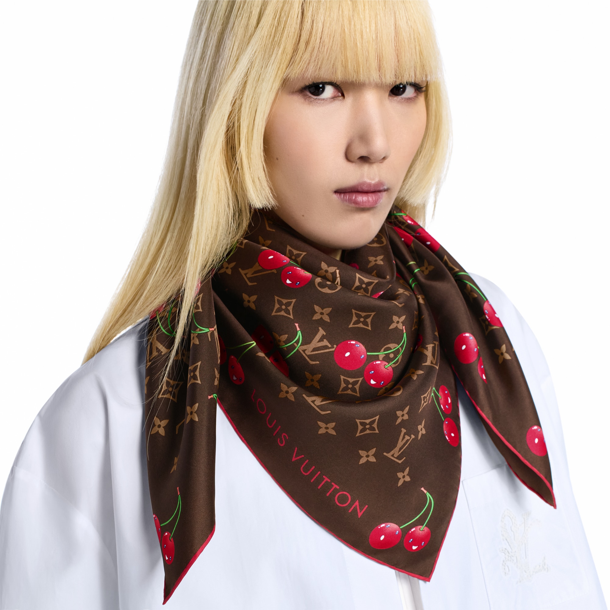 LV × TM カレ90･モノグラム･チェリー S00 ウィメンズ アクセサリー (製品ズーム)