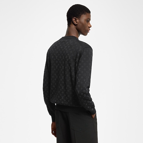 モノグラムエンベリッシュドウールイブニングクルーネック メンズ ウェア(洋服) (製品ズーム)