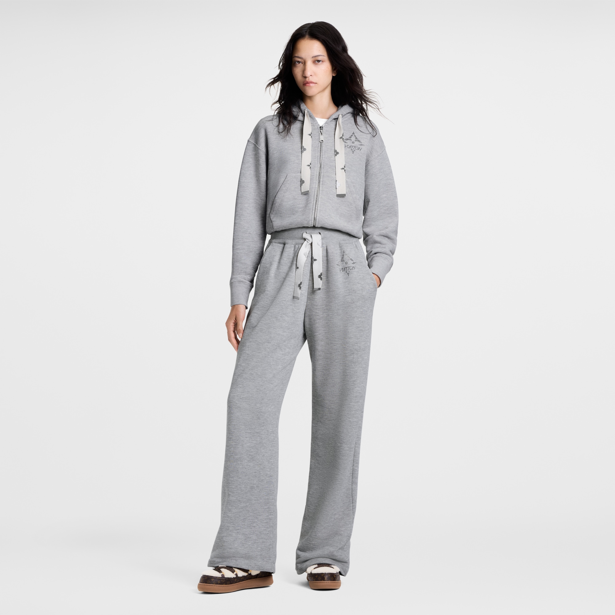 モノグラムフラワー アクセントフーディ  ウィメンズ ウェア(洋服) (製品ズーム)