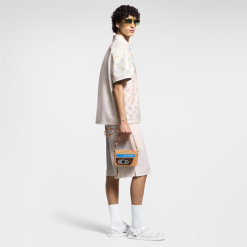 モノグラム フラワー パーフォレーテッドレザーポロシャツ メンズ ウェア(洋服) (製品ズーム)