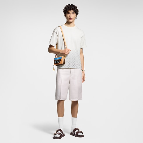 モノグラム グラディエント エンベリッシュド ショートスリーブクルーネック メンズ ウェア(洋服) (製品ズーム)