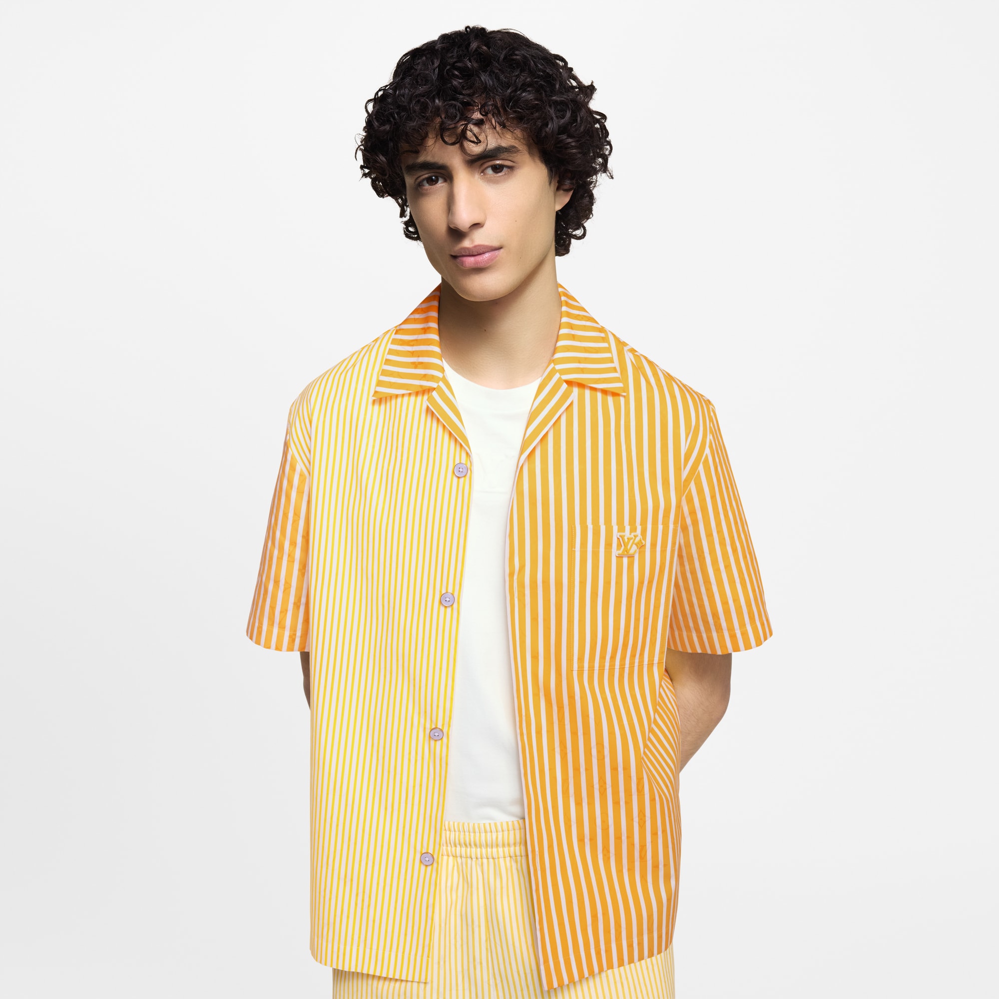 モノグラムストライプパッチワークショートスリーブシャツ  メンズ ウェア(洋服) (製品ズーム)