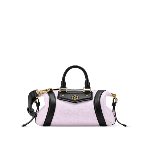 シグネチャースタッズTシャツ ウィメンズ ウェア(洋服)