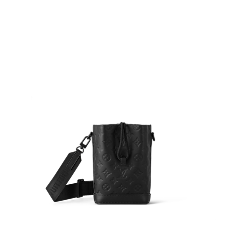 ノエ・スリング モノグラム・シャドウ メンズ バッグ (製品ズーム)